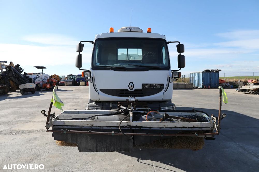 Renault Midlum  220 DCI - 11