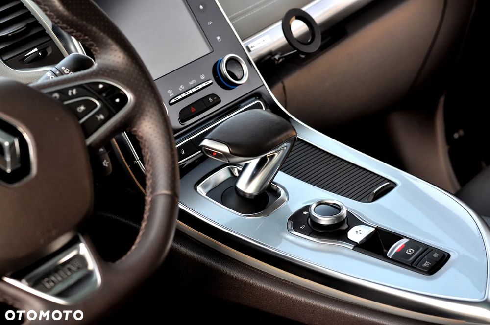 Renault Espace 1.6 dCi Energy Initiale Paris EDC 7os - 19