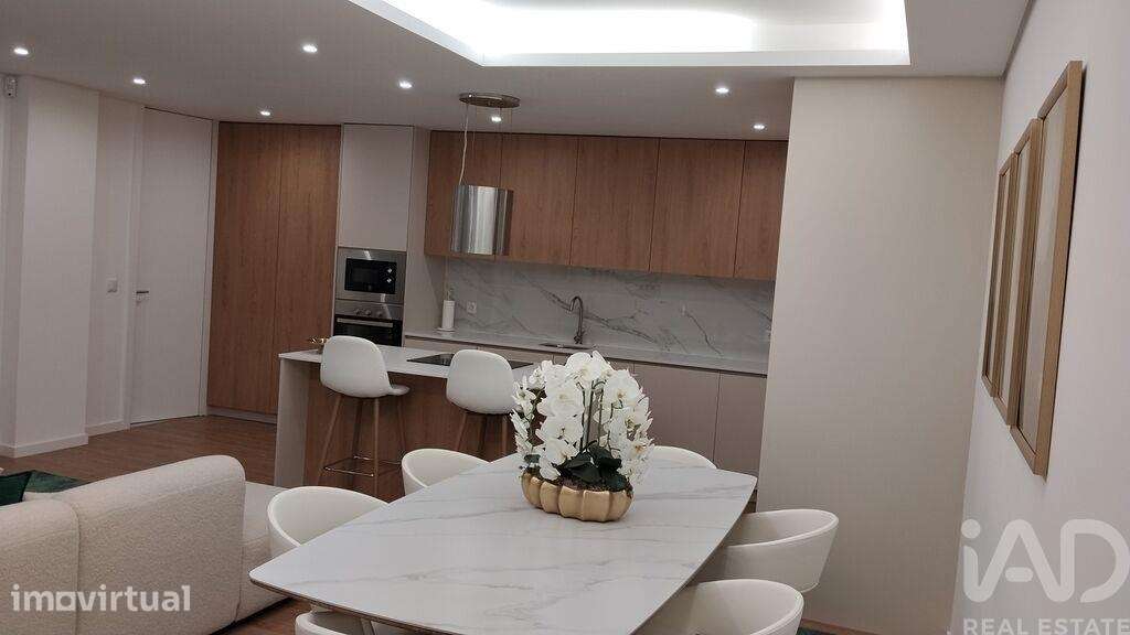 Apartamento T3 em Paredes de 109 m2 - Grande imagem: 2/17