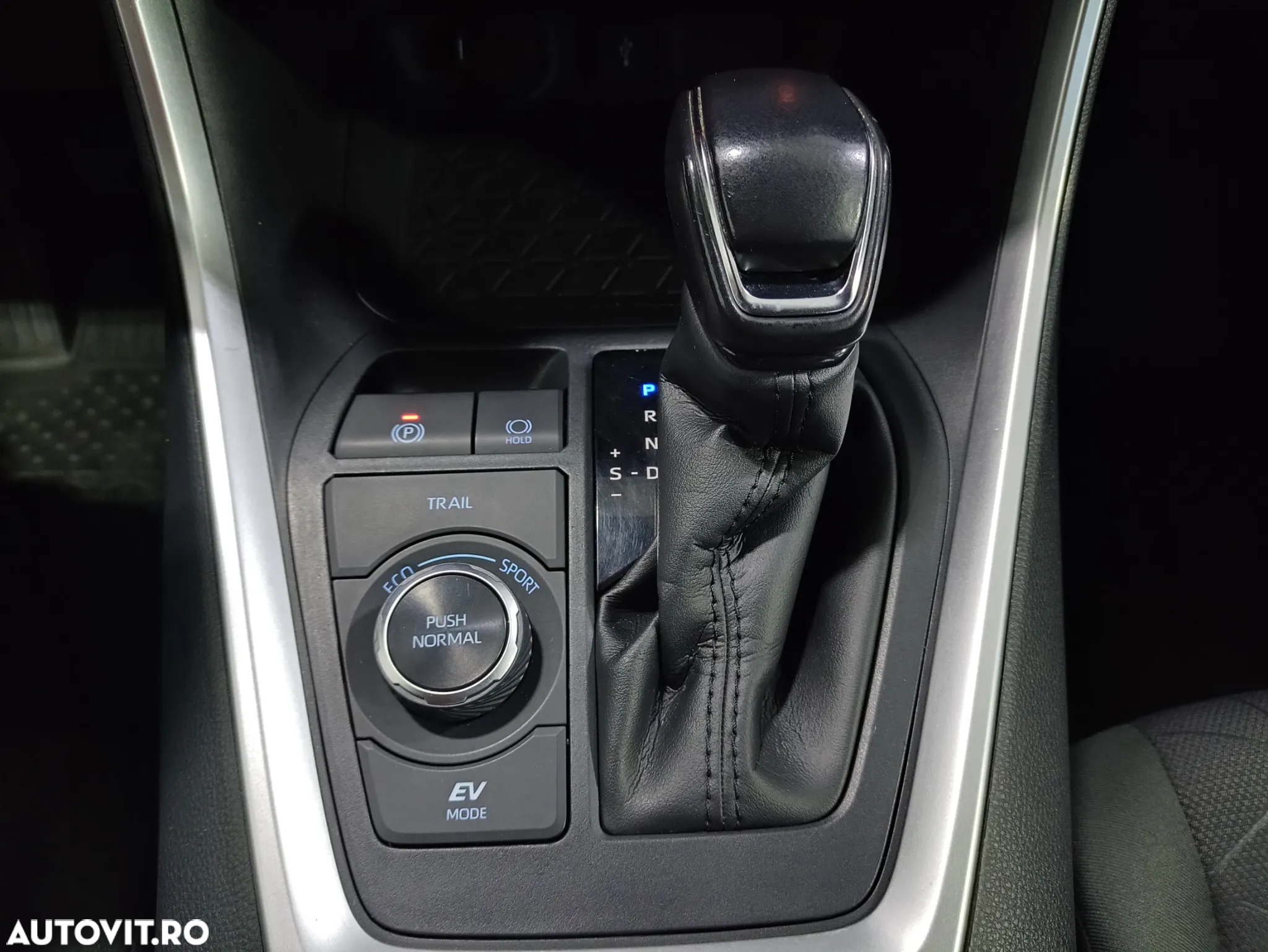 Toyota RAV4 2.5 Hybrid VVT-iE 4x2 Dynamic - 18