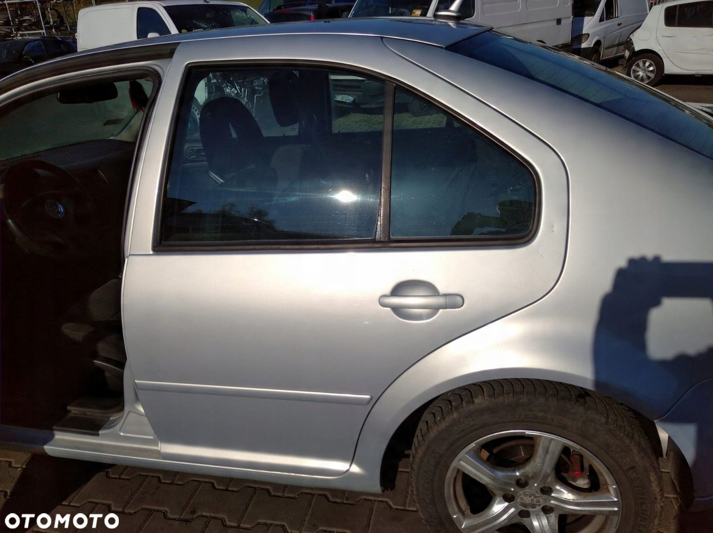 VOLKSWAGEN VW BORA SEDAN DRZWI LEWE TYŁ TYLNE SREBRNE LB7Z - 3