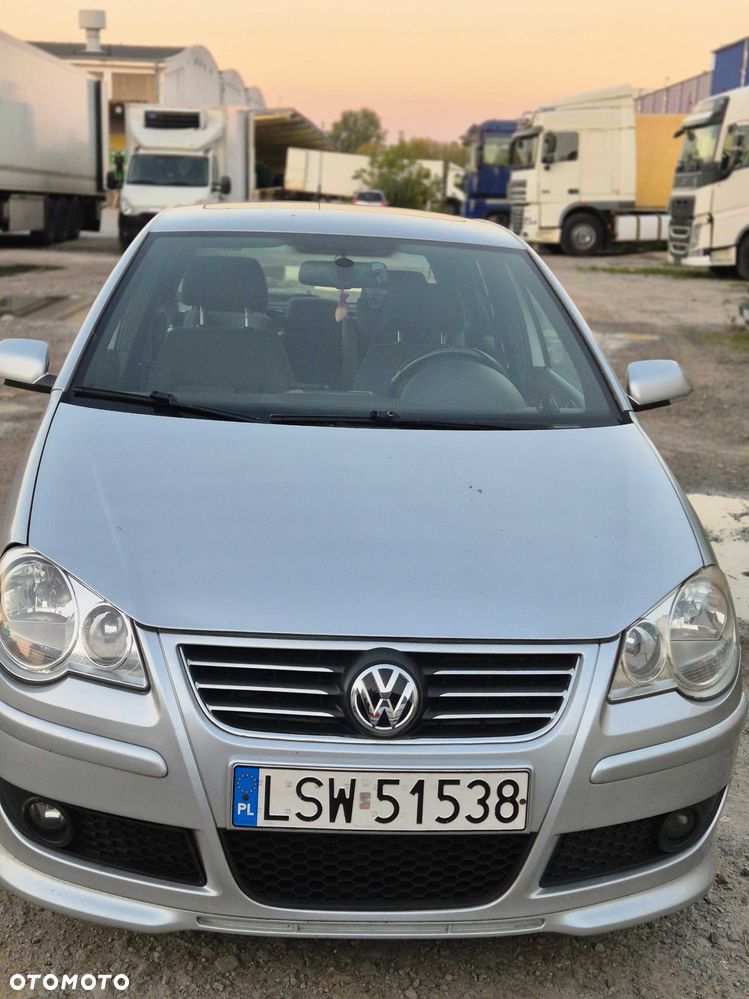 Volkswagen Polo 2008 photo 2