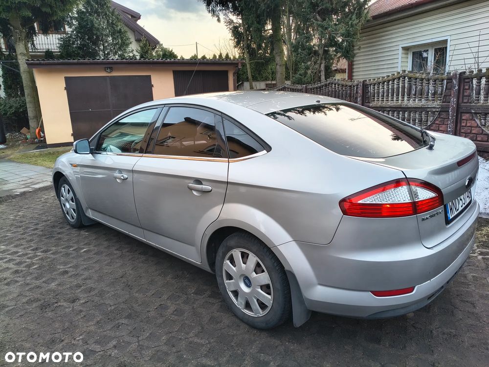 Ford Mondeo 1.8 TDCi Ambiente - 5