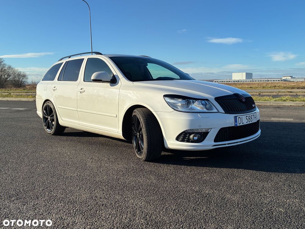 Skoda Octavia 2.0 TDI RS DSG - 3