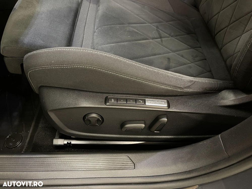 Volkswagen Golf 2.0 TDI 150CP DSG Style - 25