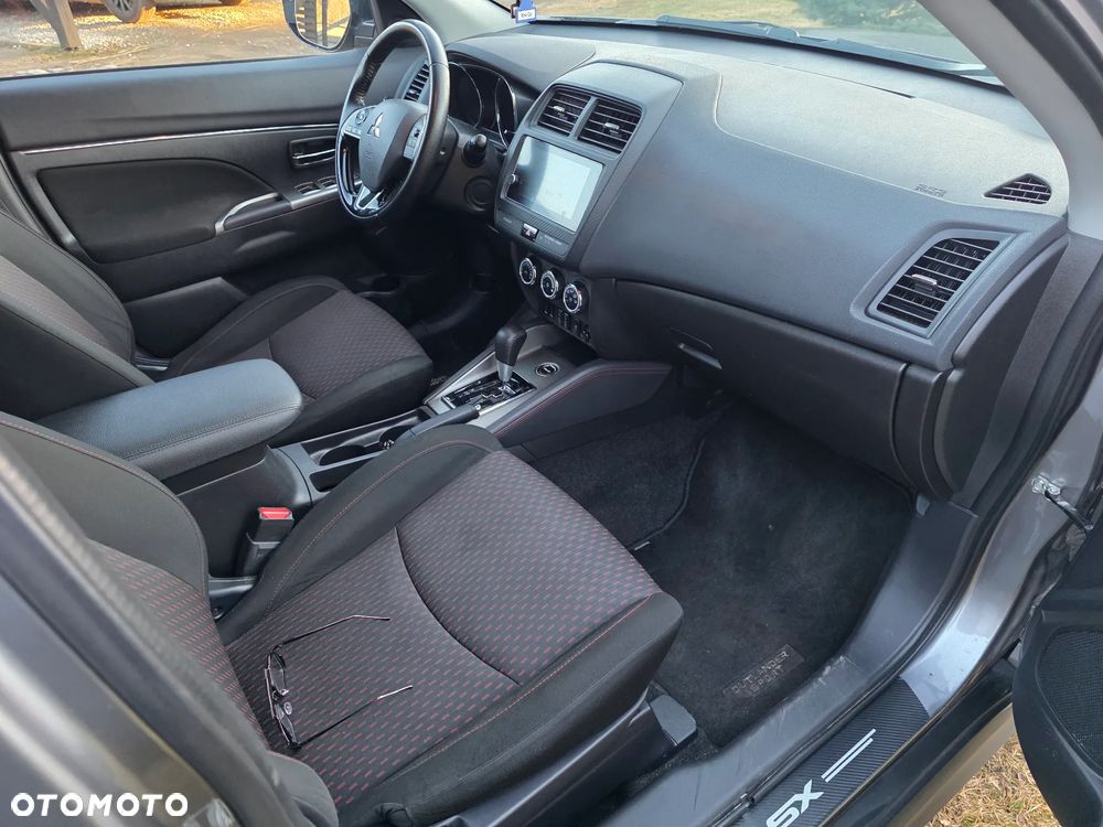 Mitsubishi ASX 2.0 4WD CVT Intro Edition+ - 18