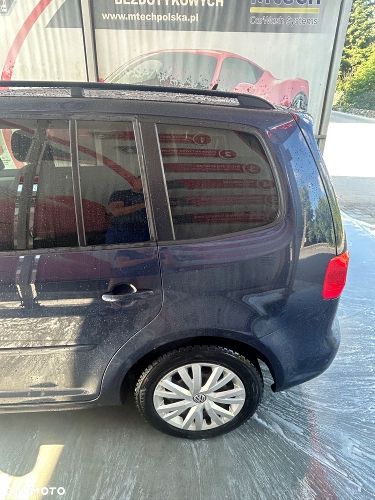 Volkswagen Touran 1.4 TSI Comfortline - 6