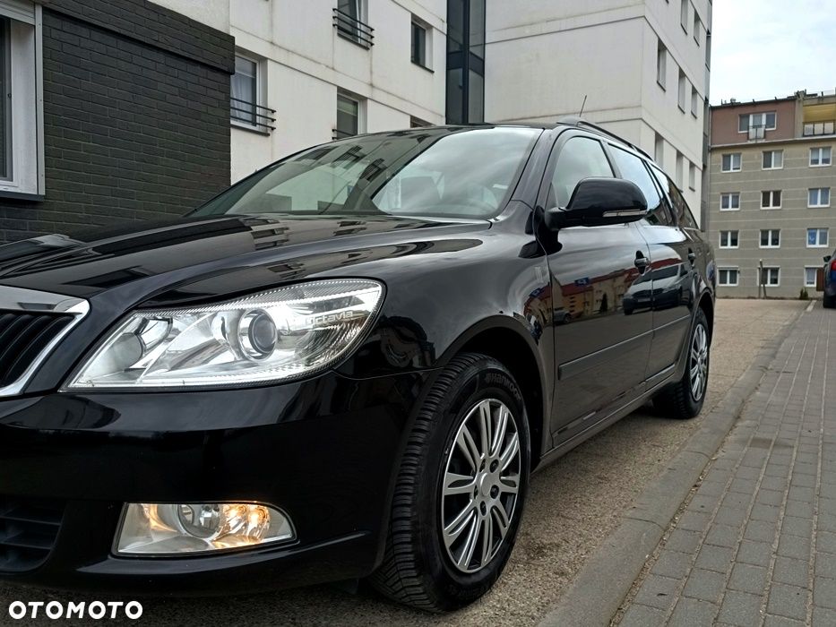 Skoda Octavia 1.6 TDI DPF Active - 16