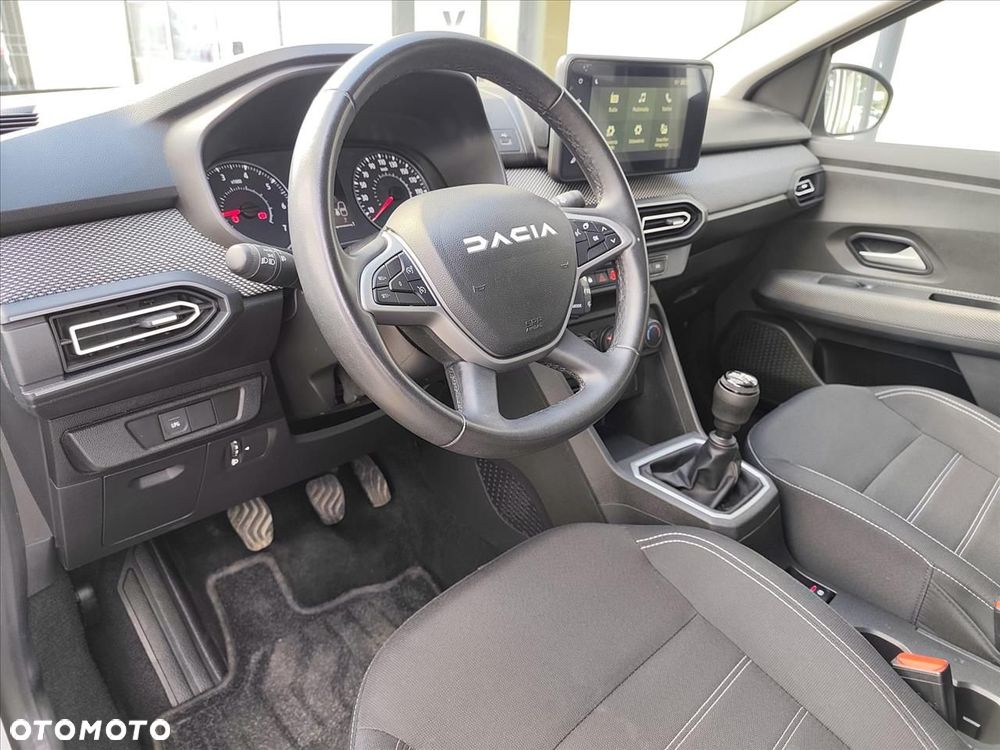 Dacia Sandero - 9