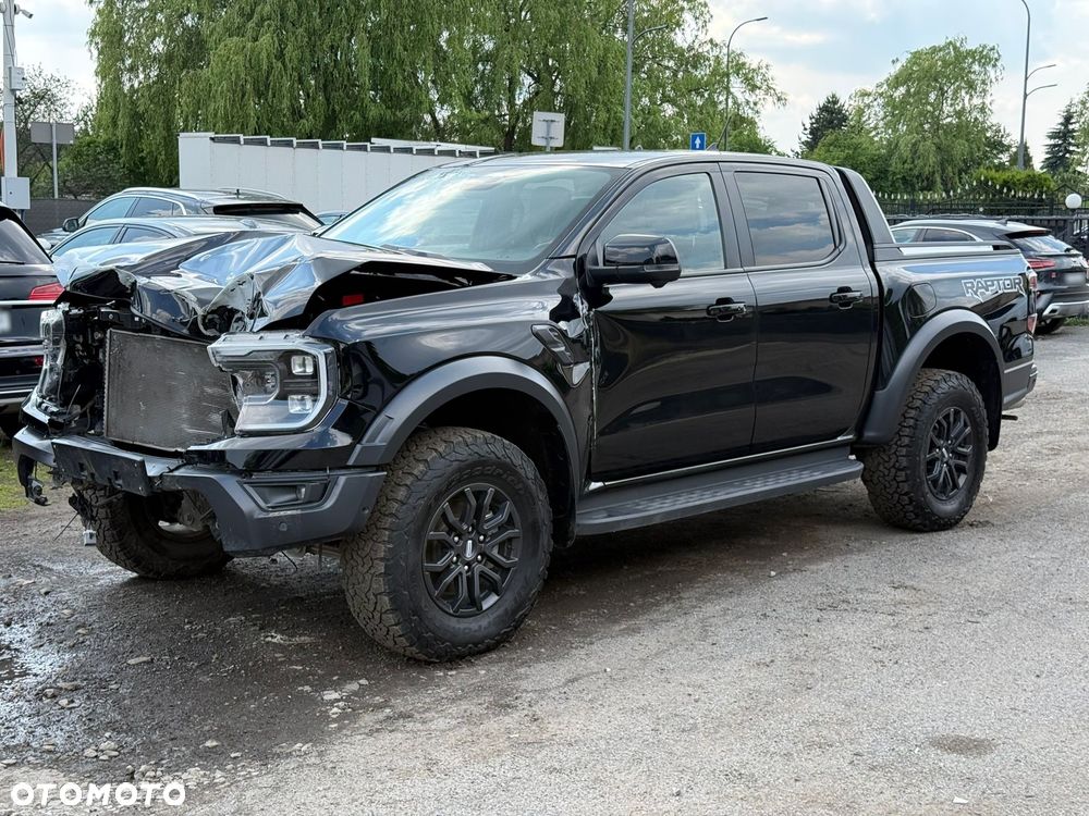 Ford Ranger Raptor - 12