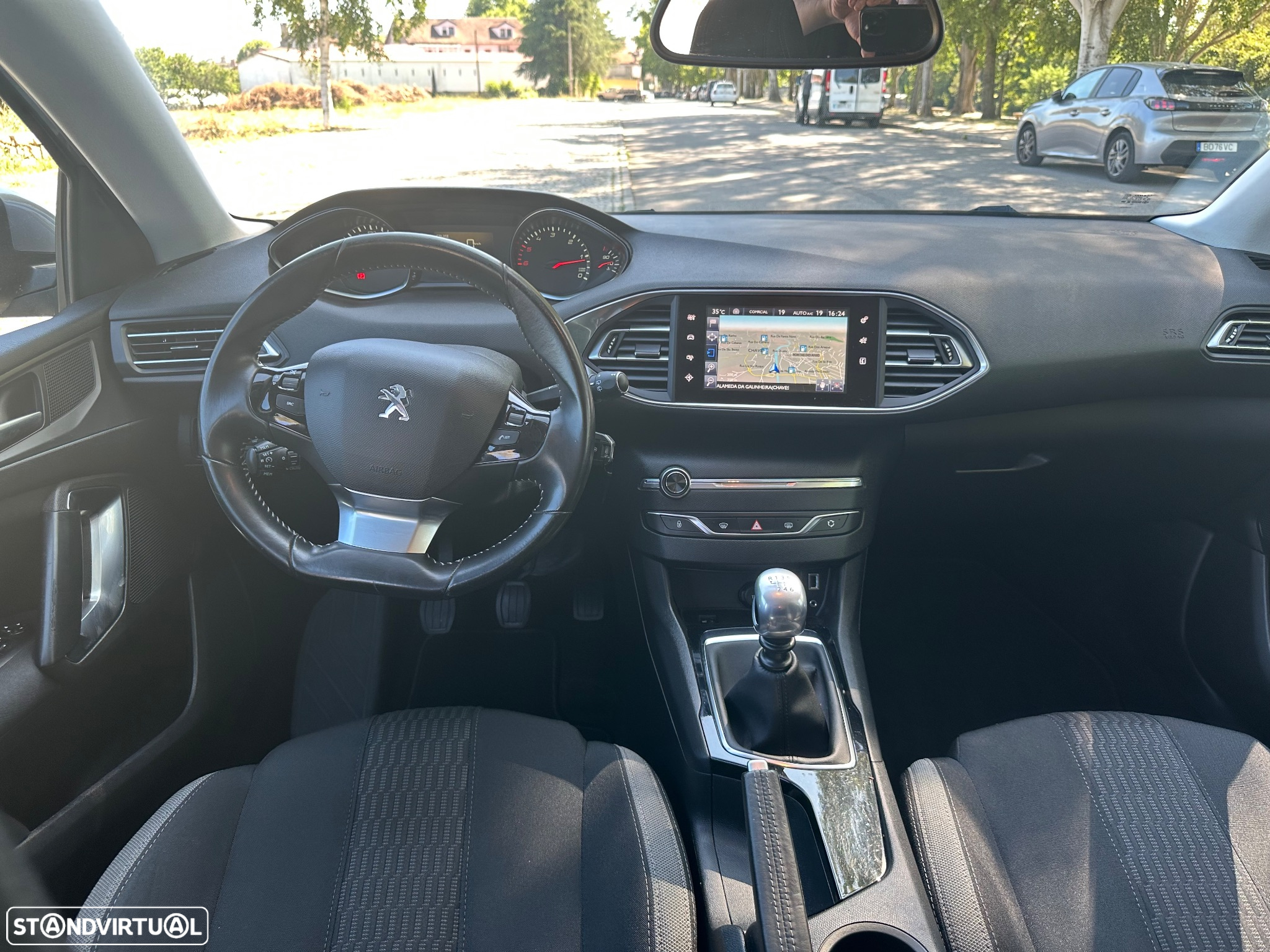 Peugeot 308 1.6 BlueHDi Style - 18