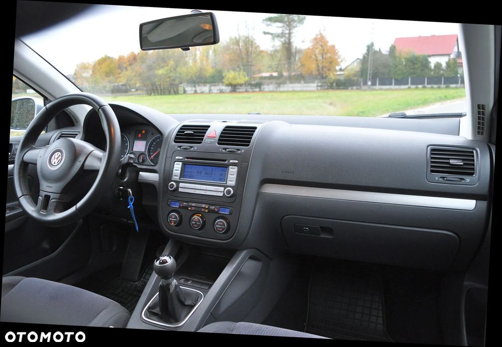 Volkswagen Golf 1.6 Tour Edition - 18