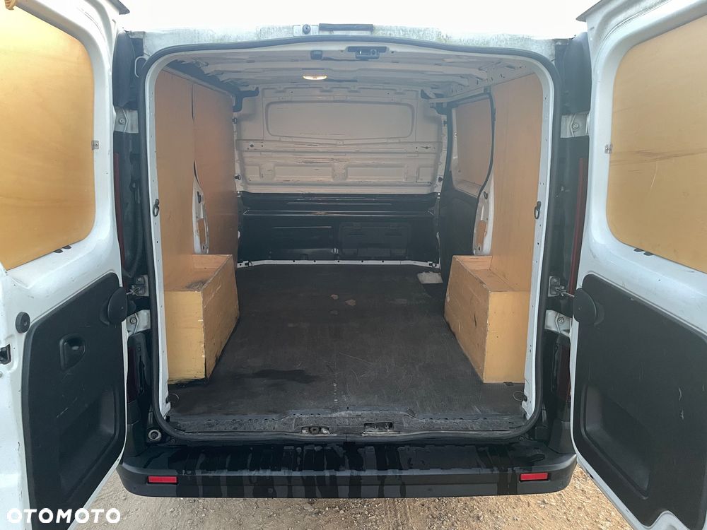 Nissan NV 300 - 8