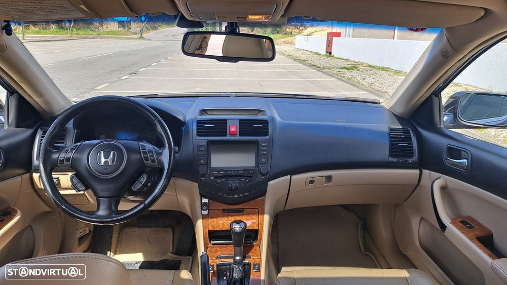 Honda Accord 2.4 Executive W/Navi Auto. - 8