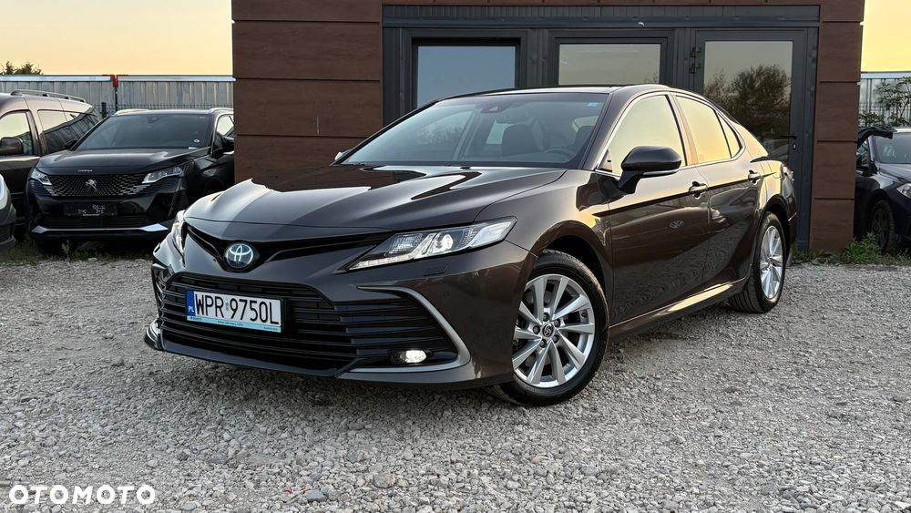 Toyota Camry 2.5 Hybrid Comfort CVT