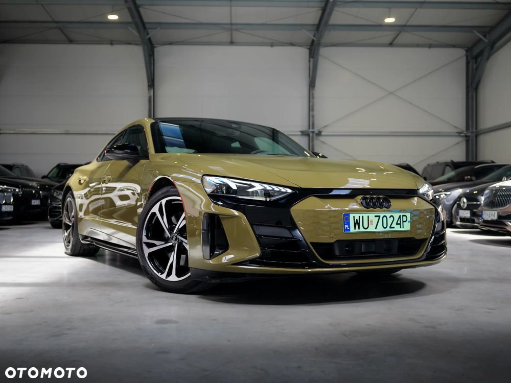 Audi e-tron GT - 12