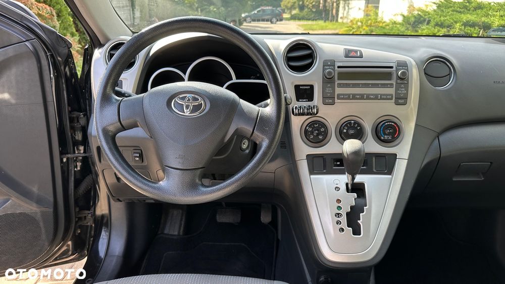 Toyota Matrix - 18