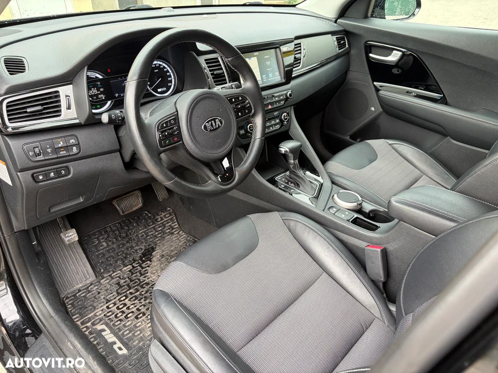 Kia Niro 1.6 GDI 6DCT PHEV Comfort - 13