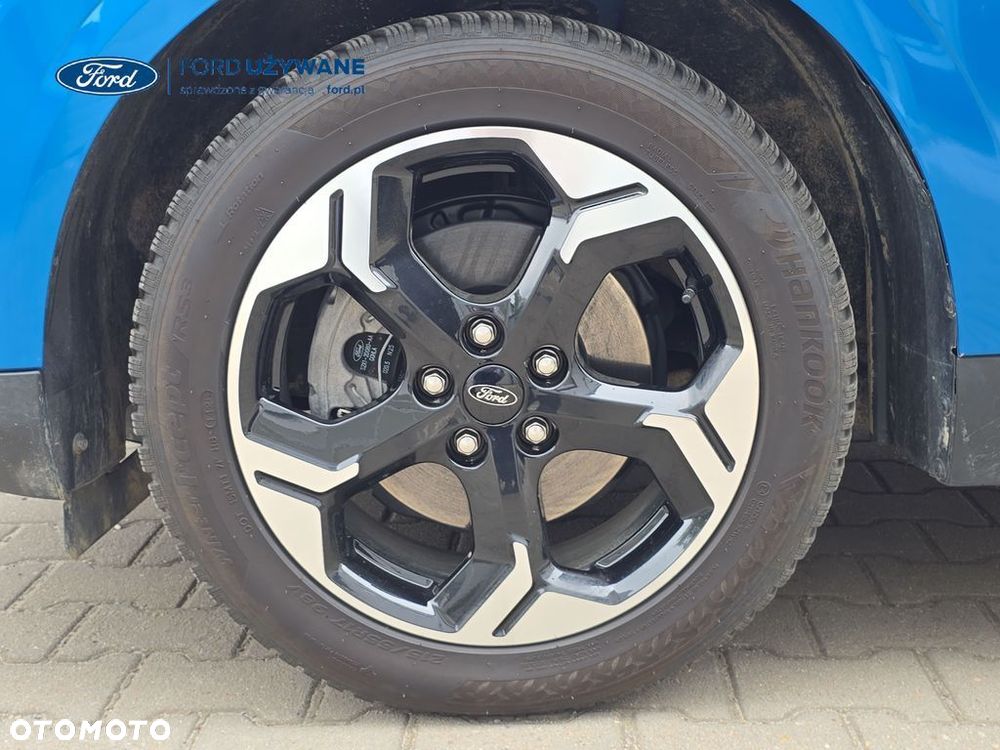 Ford Transit Courier - 23