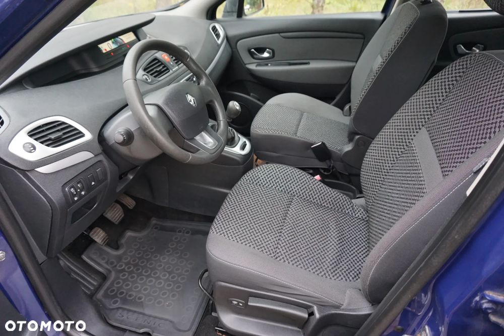 Renault Scenic 1.6 16V 110 Expression - 18