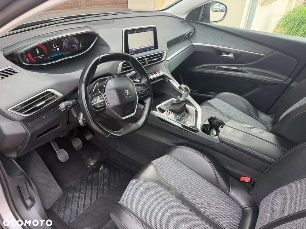 Peugeot 3008 - 13
