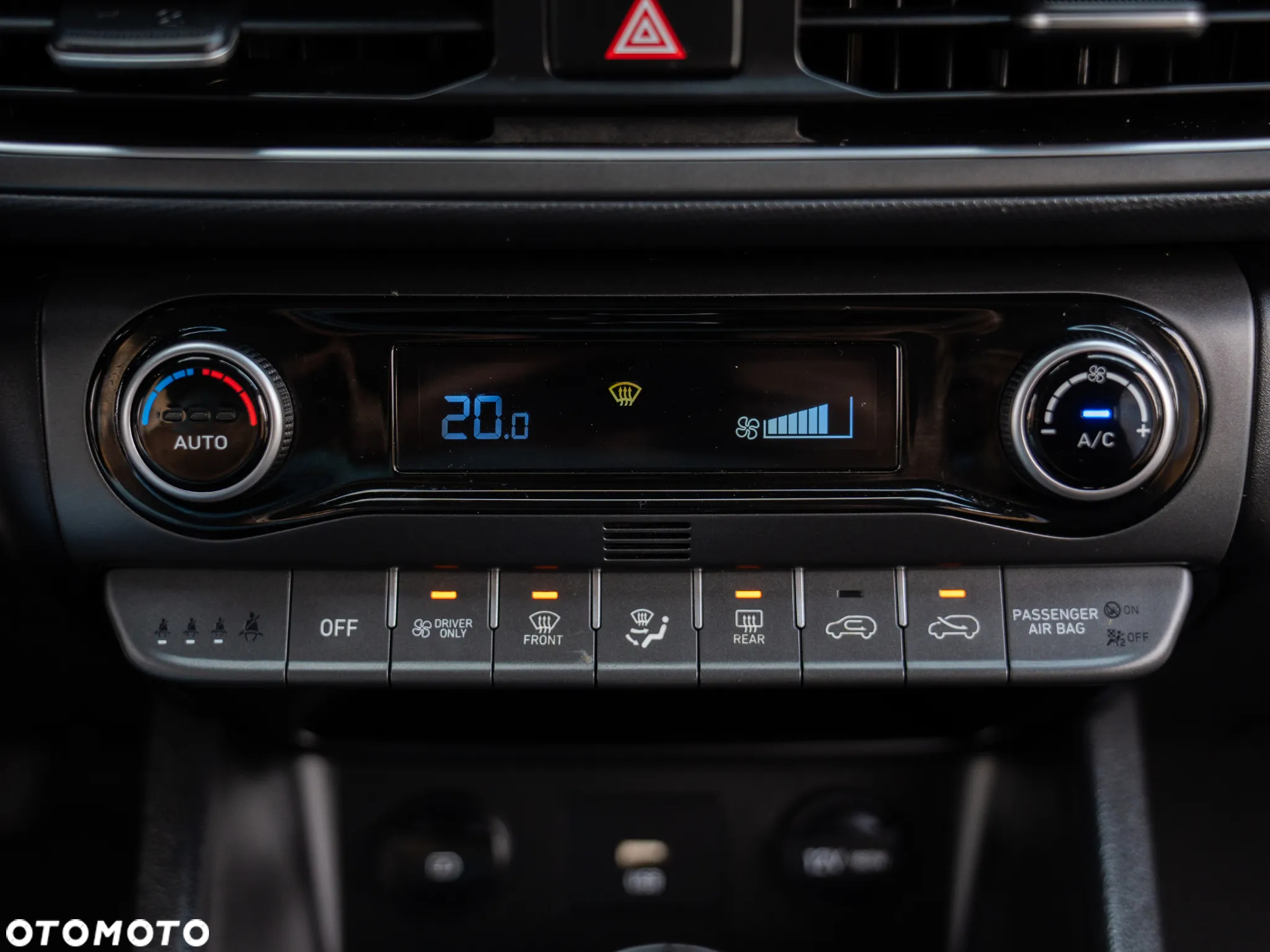 Hyundai Kona 1.6 GDI Hybrid Premium DCT - 40