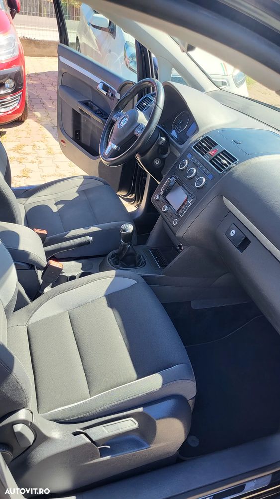 Volkswagen Touran 1.6 TDI DPF Life - 6