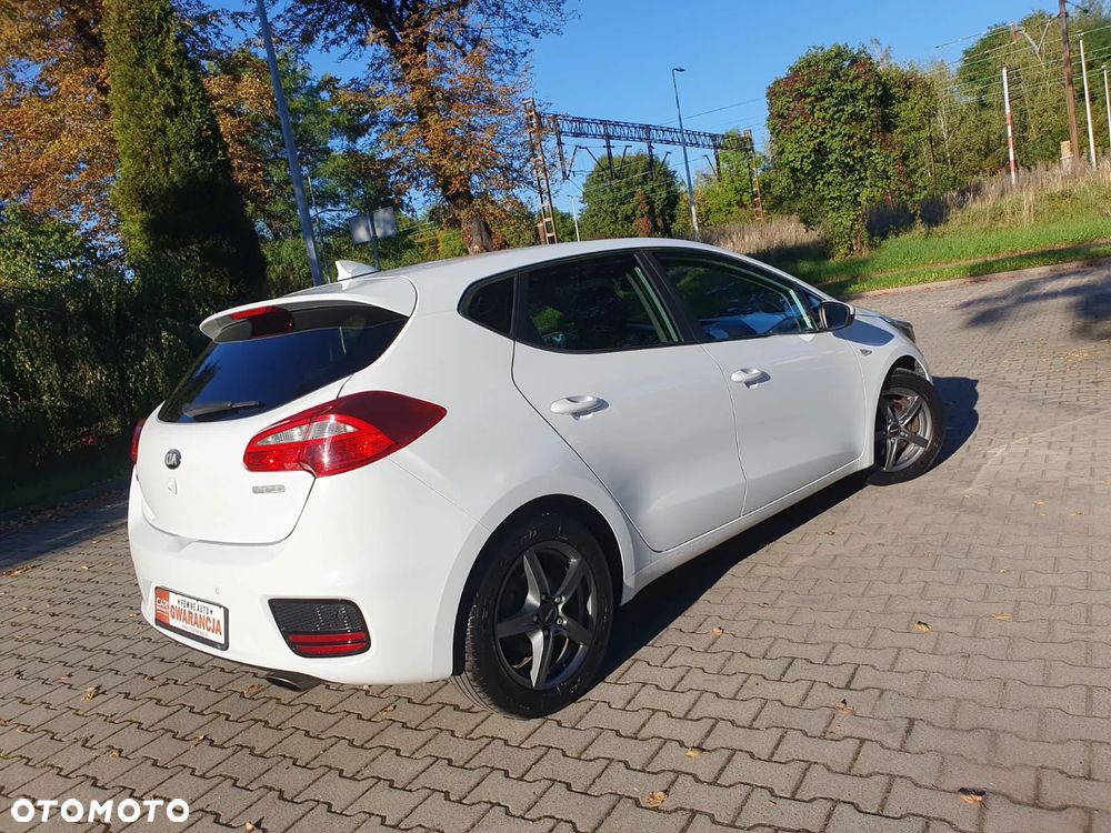 Kia Ceed 1.6 GDI XL - 18