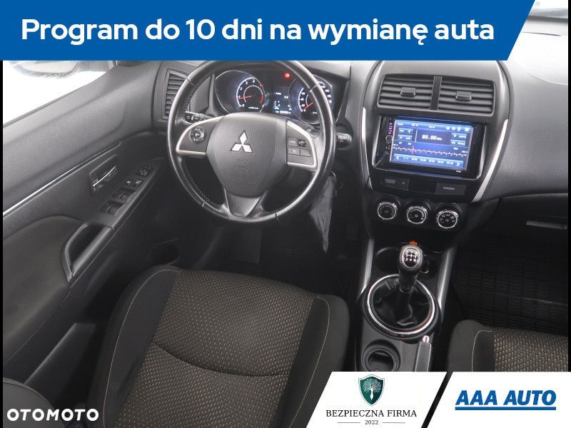 Mitsubishi ASX - 8