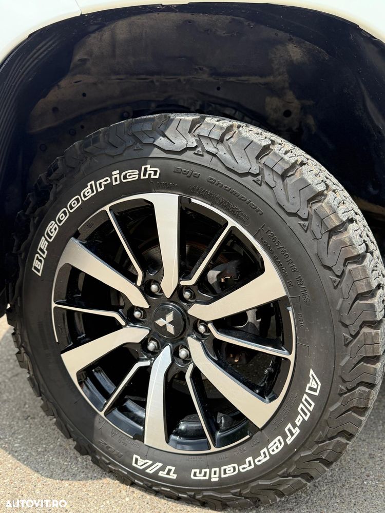 Mitsubishi L200 Double Cab 2.2 DI-D M/T Instyle - 17