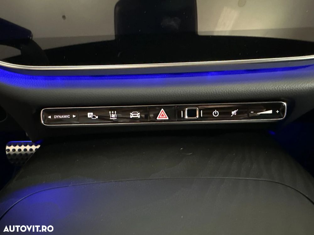 Mercedes-Benz E - 18