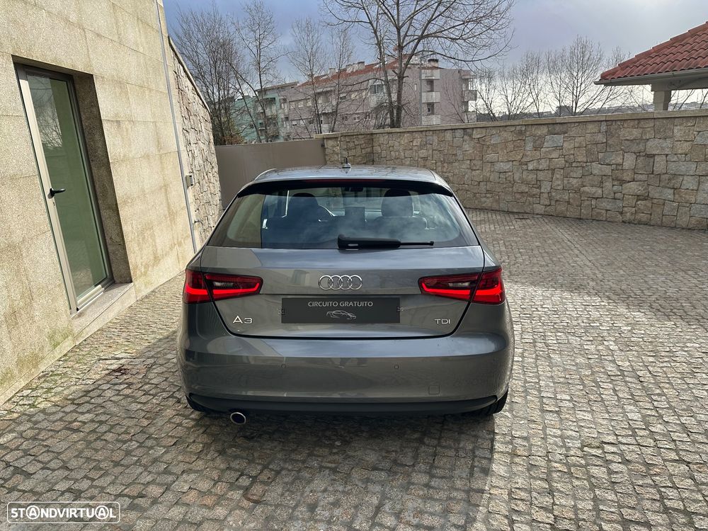 Audi A3 1.6 TDI Sport S tronic - 7