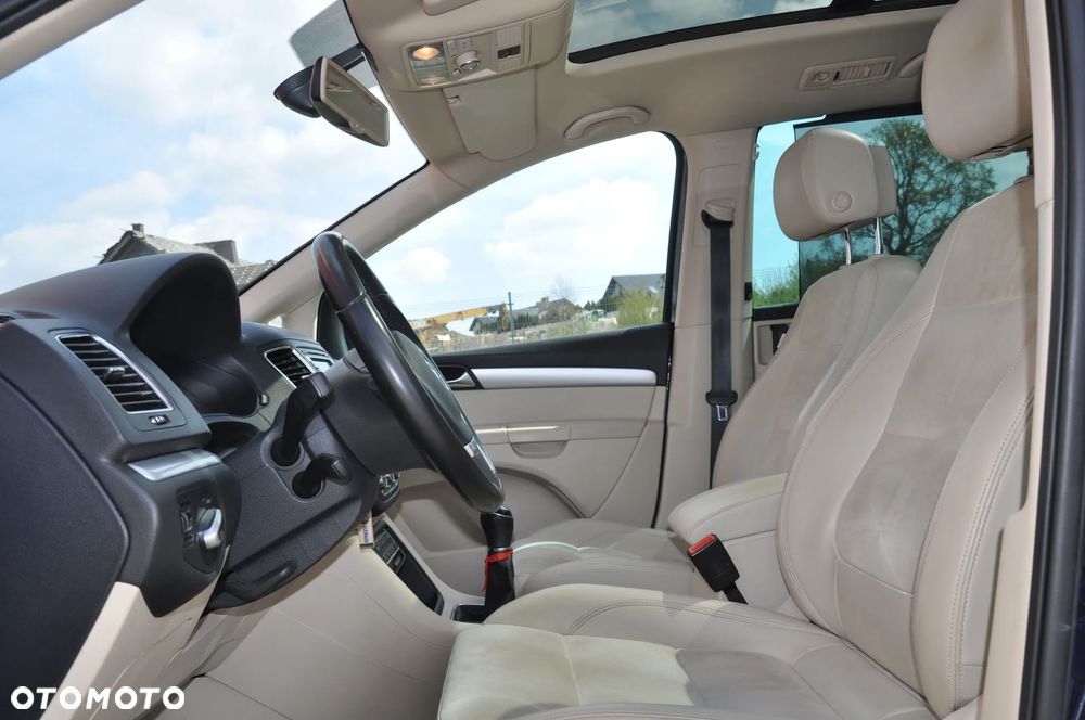 Volkswagen Sharan 2.0 TDI Blue Motion Highline - 24