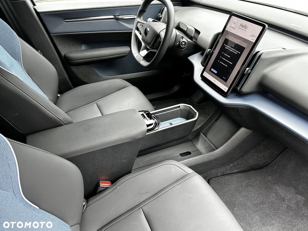 Volvo EX30 - 12