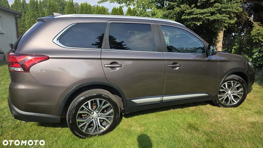 Mitsubishi Outlander 2.0 Intense 4WD CVT - 5
