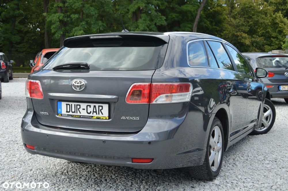Toyota Avensis 2.0 D-4D Sol - 24