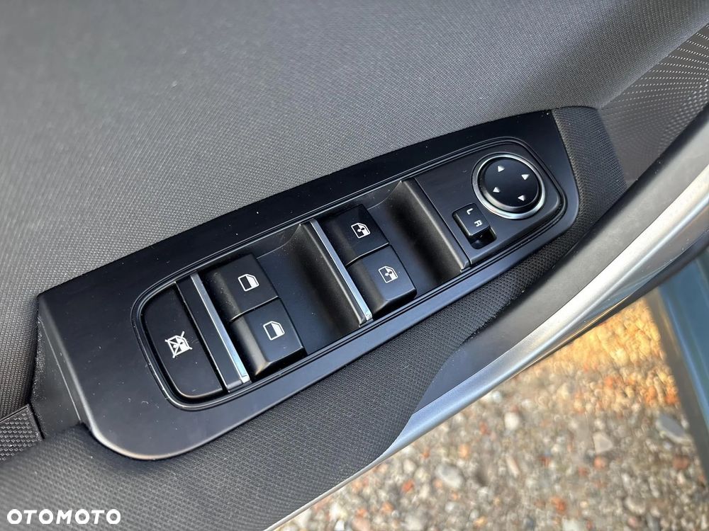 Kia Ceed 1.5 T-GDI M DCT - 22