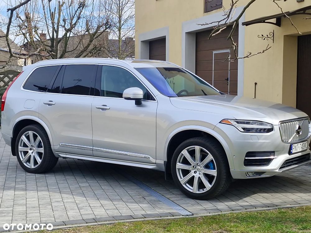 Volvo XC 90 - 1