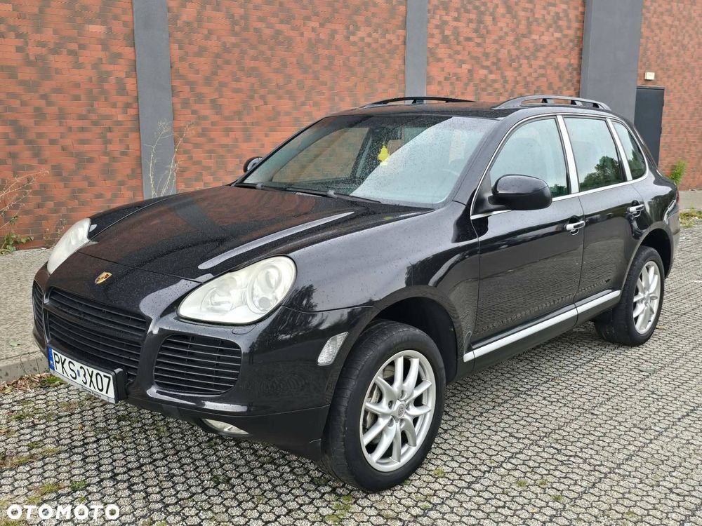 Porsche Cayenne - 1