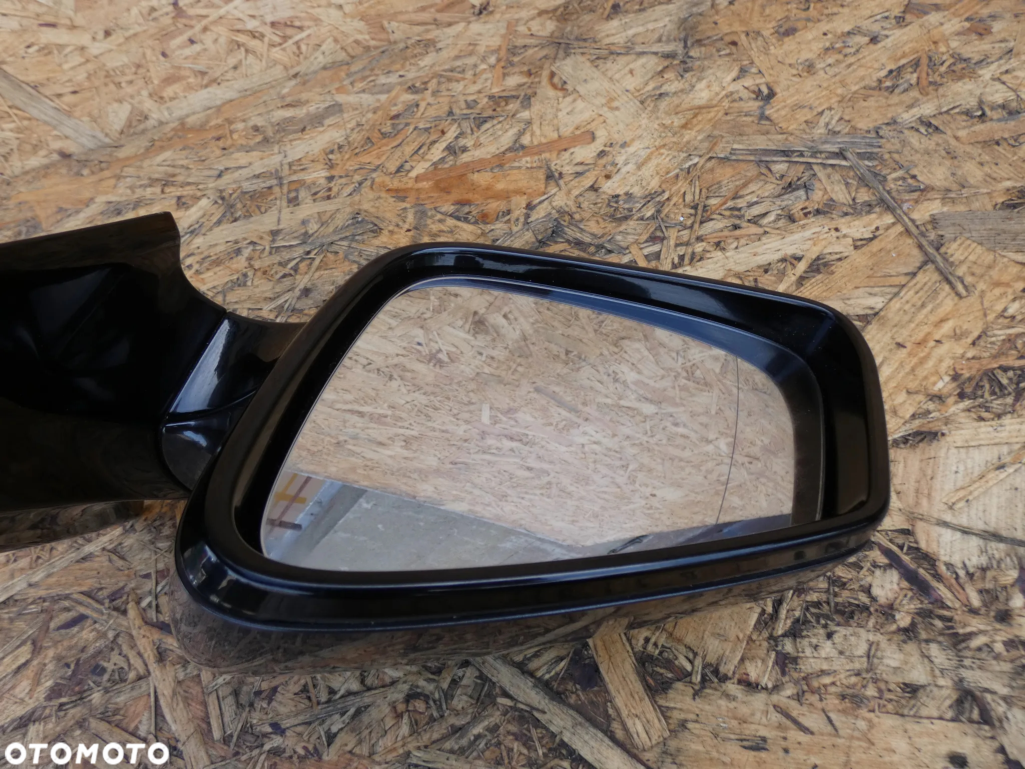 BMW F07 GT  LUSTERKO LEWE SOPHISTOGRAU - 4