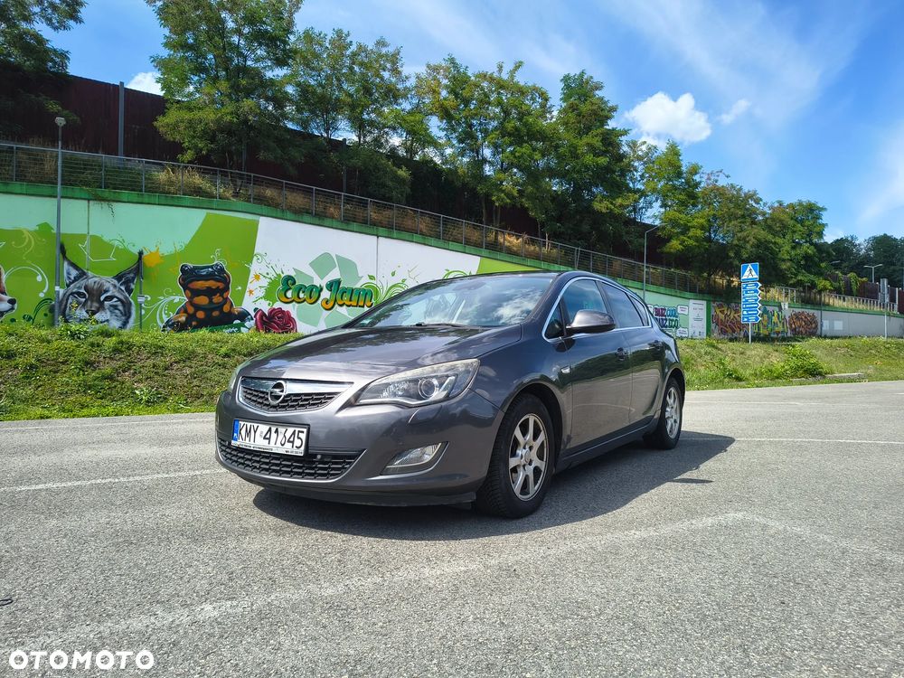 Opel Astra 2.0 CDTI Cosmo - 2
