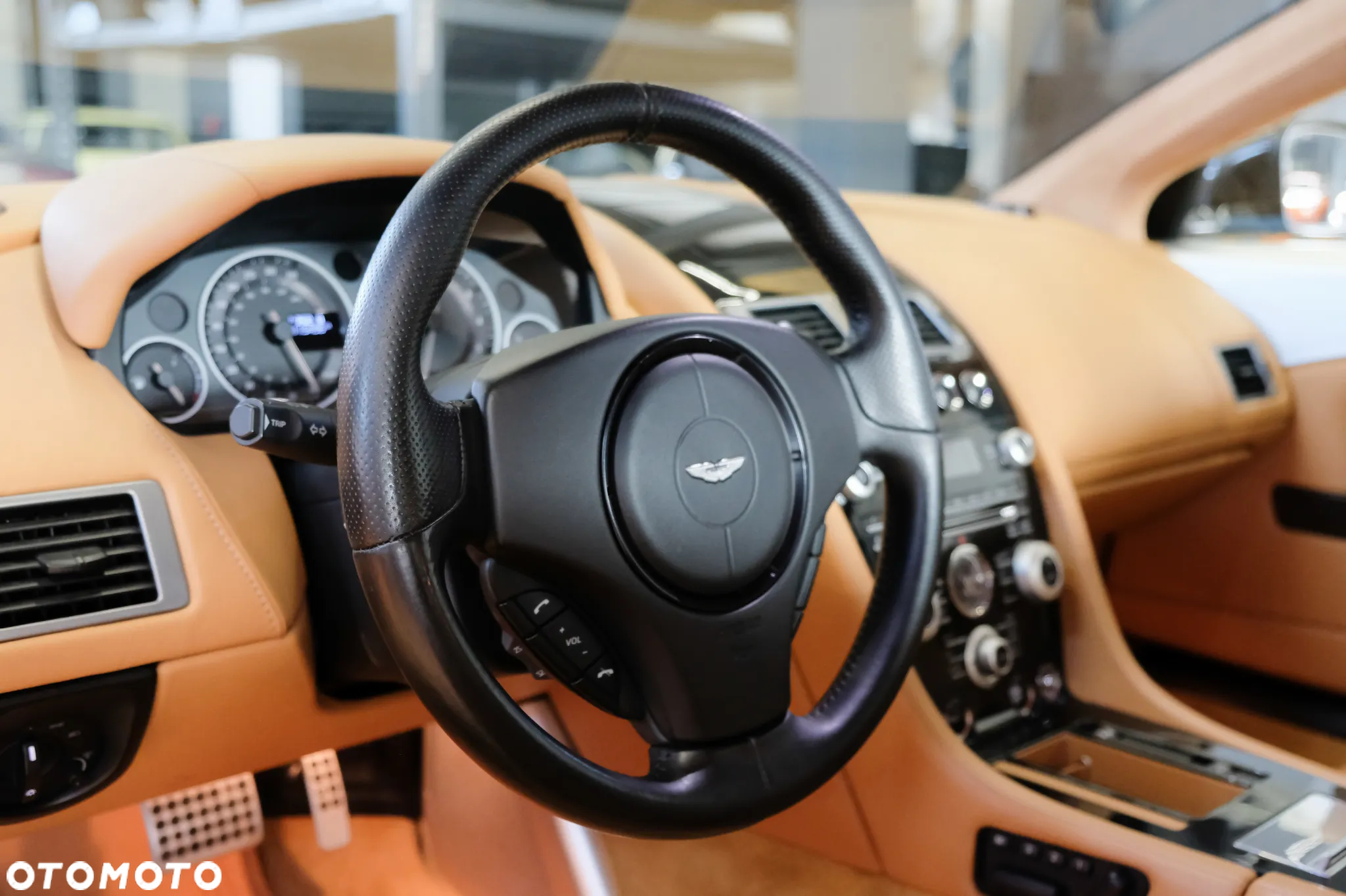 Aston Martin DBS Carbon Edition Touchtronic II - 13