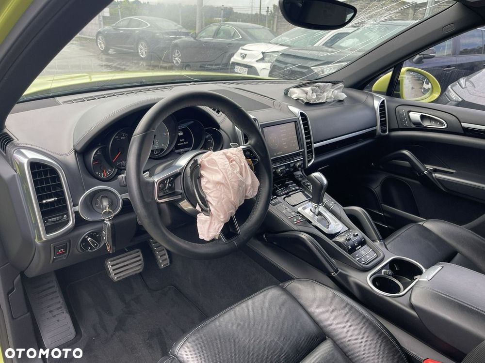 Porsche Cayenne S Diesel Platinum Edition - 7