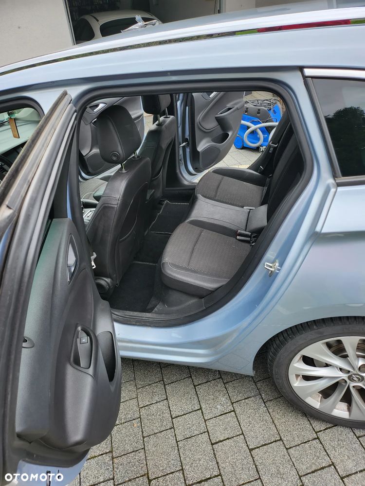 Opel Astra 1.6 D (CDTI) Start/Stop Business - 14