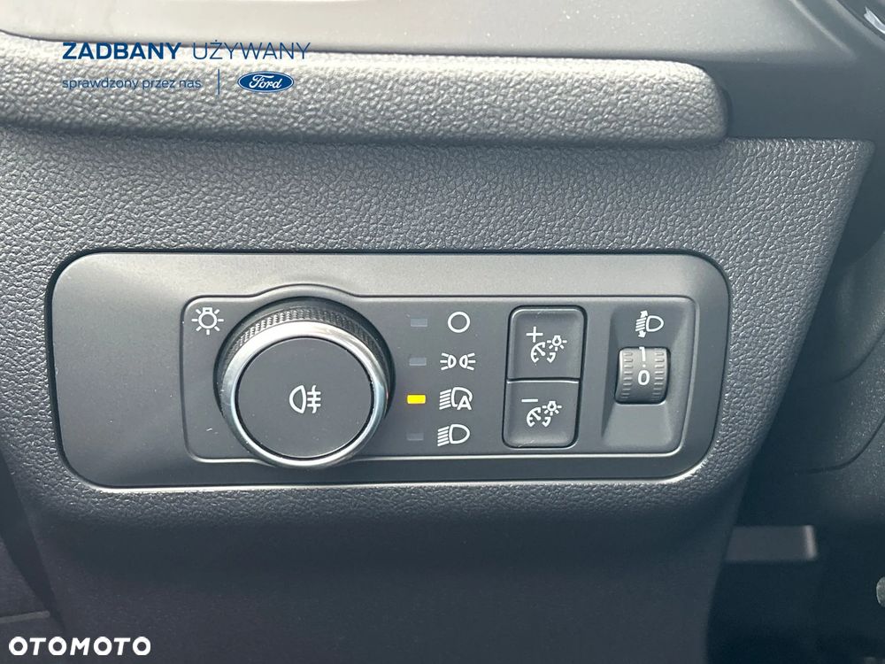 Ford Kuga 2.5 Duratec FHEV ST-LINE - 24