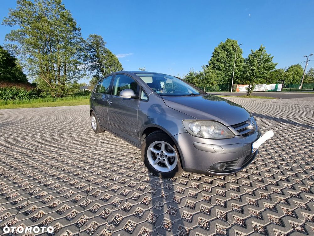 Volkswagen Golf - 2