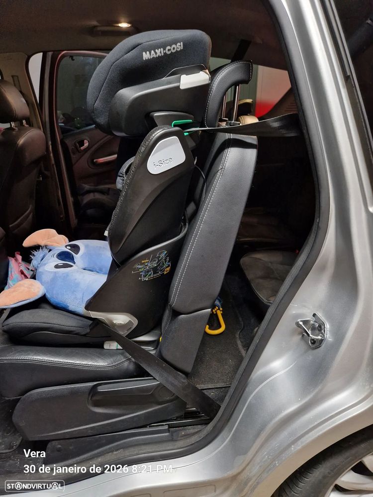 Ford S-Max 2.0 TDCi Titanium 7L - 23