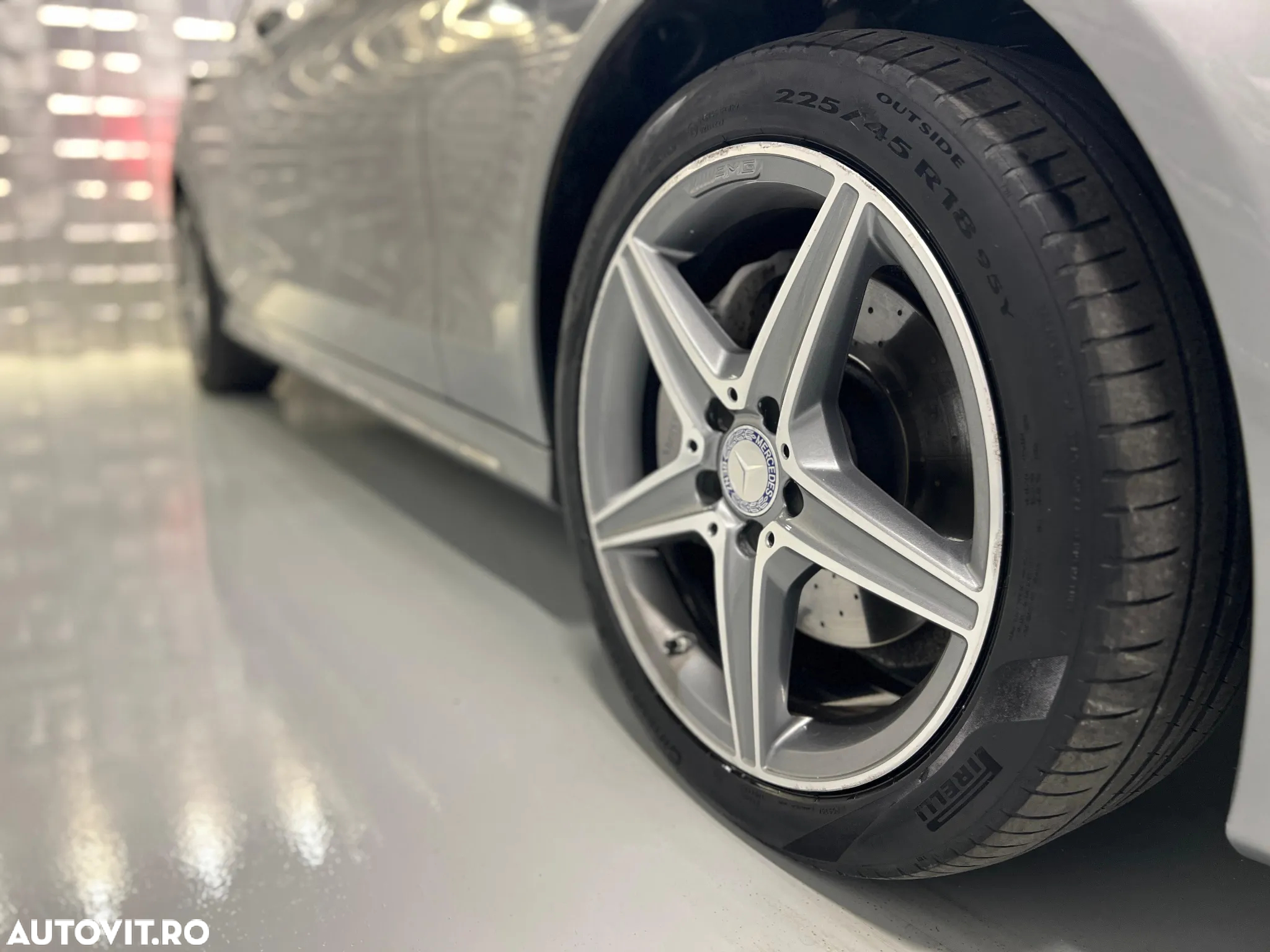 Mercedes-Benz C - 7