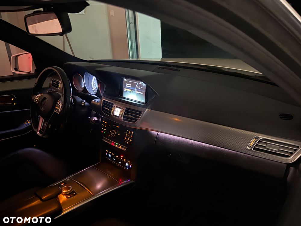 Mercedes-Benz Klasa E 220 BlueTEC 4-Matic Avantgarde - 19