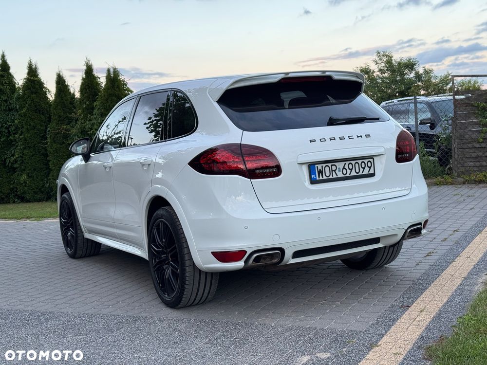 Porsche Cayenne Diesel - 16